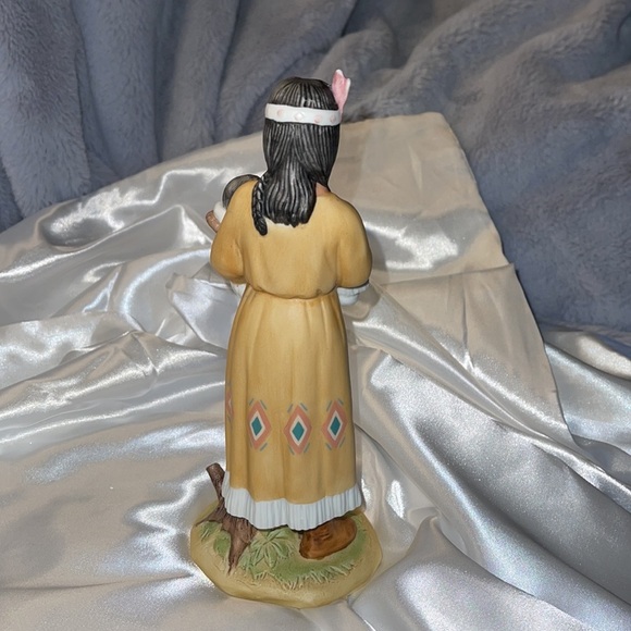 Home Interiors 1447 Vintage Native American Woman w/Baby Excellent Cond! - Picture 4 of 9